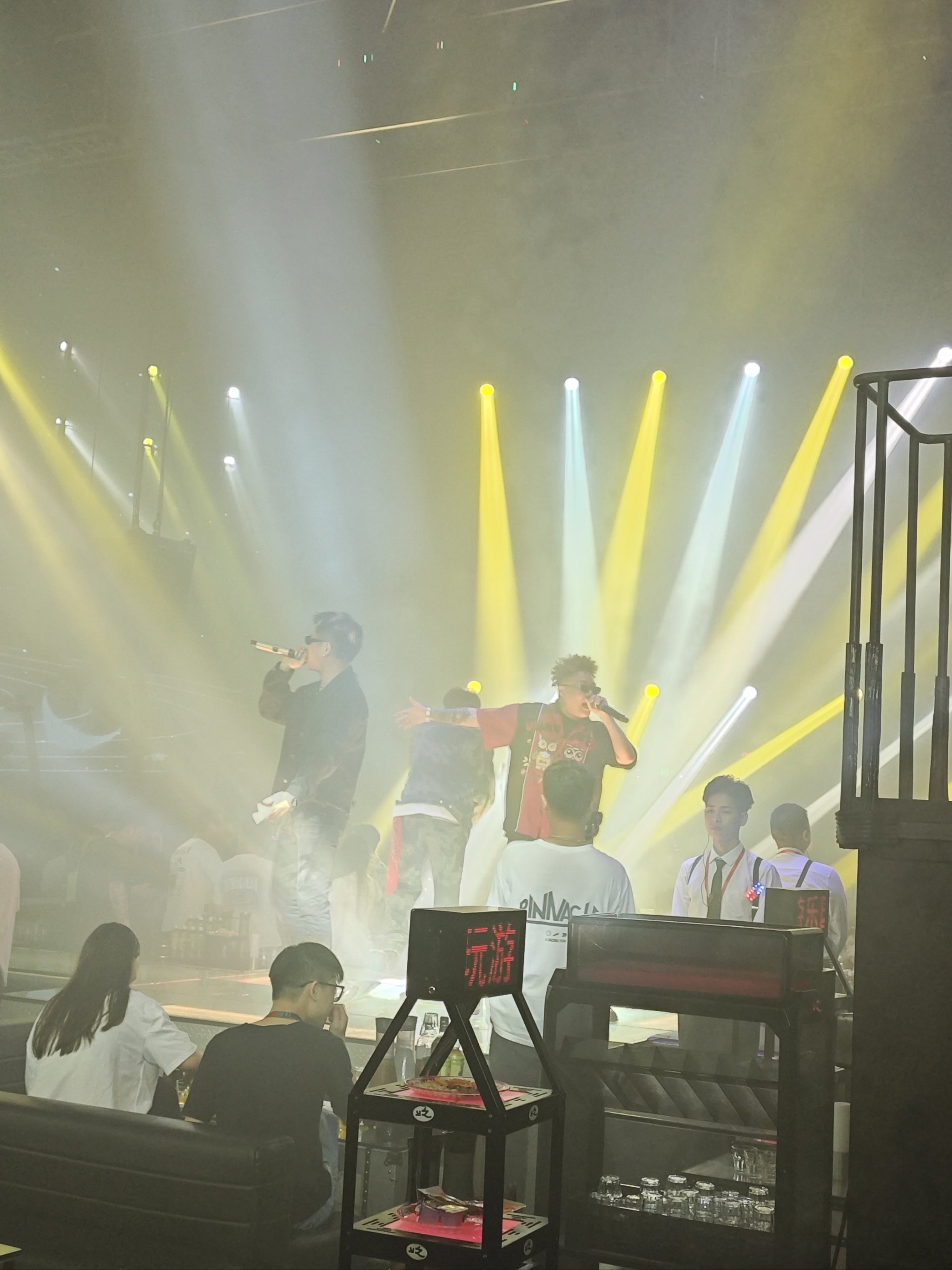 享受商务ktv优质服务-头屯河区ktv预订